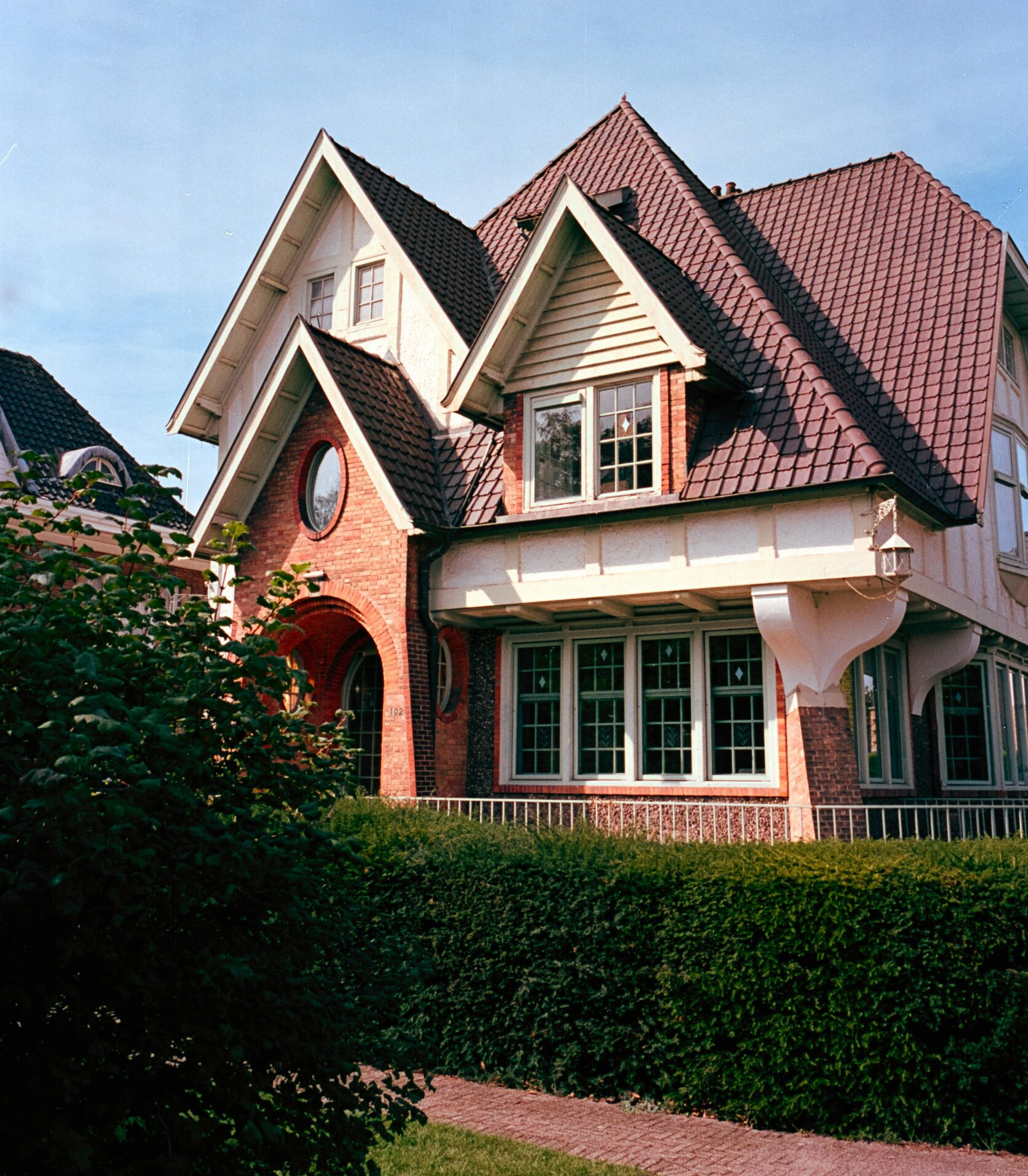 pexels-ricardo-oliveira-317251078-18592836-scaled-1-e1765213830455